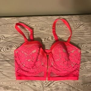 Victoria’s Secret sexy bra